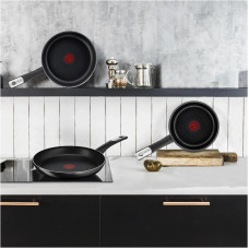 Сковорода Tefal Hard Titanium Essential 28 см (C3880642)