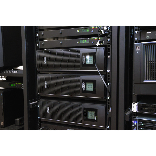 Джерело безперебійного живлення EnerGenie EG-UPSRACK-13 3000VA