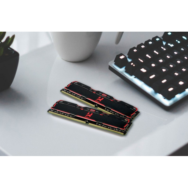 Модуль пам`ятi DDR4 2x16GB/3200 Goodram Iridium X Black (IR-X3200D464L16A/32GDC)