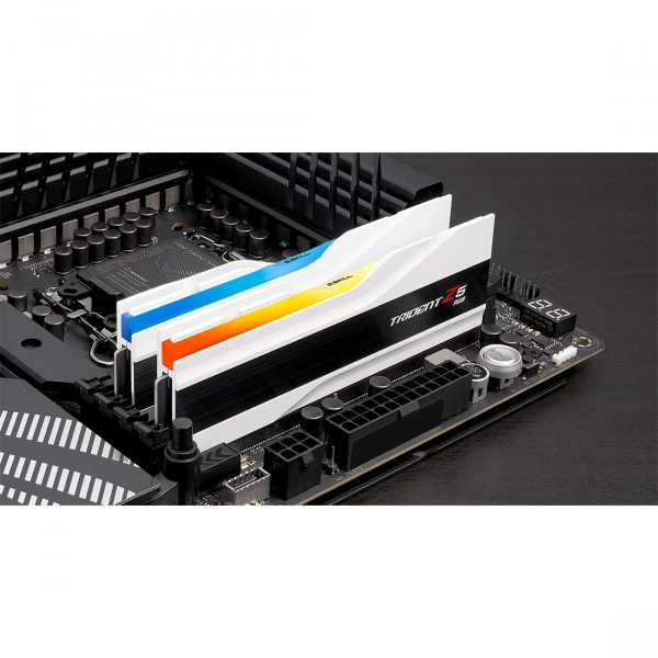 Модуль пам`ятi DDR5 2x16GB/6400 G.Skill Trident Z5 RGB White (F5-6400J3239G16GX2-TZ5RW)