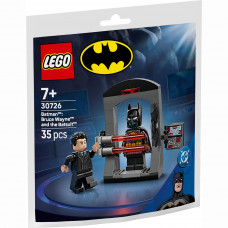 Конструктор LEGO Super Heroes Batman: Брюс Вейн і костюм Бетмена (30726)