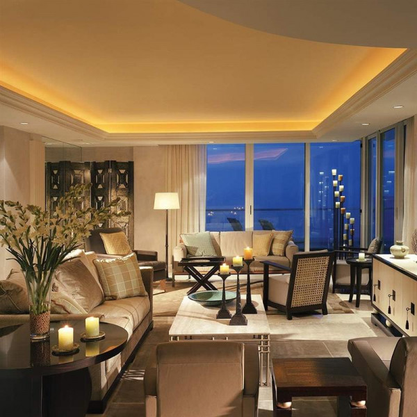 Світлодіодна стрічка ELM 2835 120LED IP20 3000K 10м (19-0009-10)