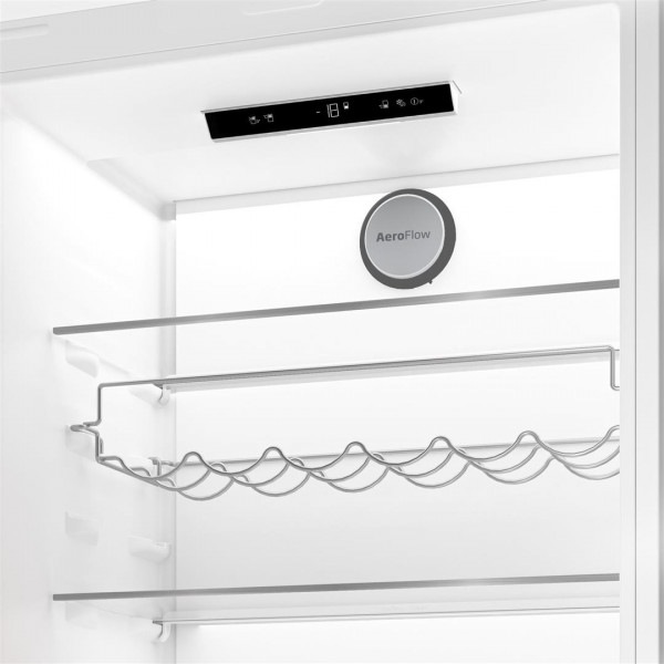 Вбудований холодильник Beko BCNE400I35ZS