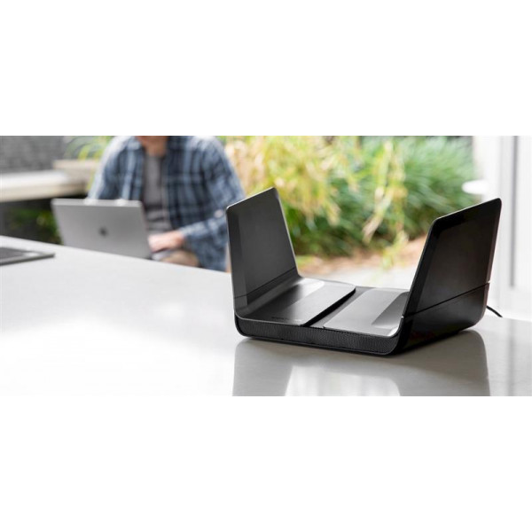 Маршрутизатор Netgear Nighthawk AX12 (RAX120-100EUS)