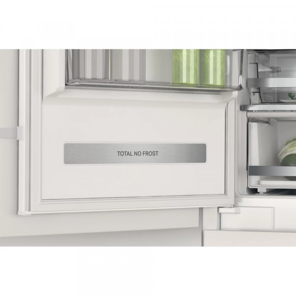 Вбудований холодильник Whirlpool WHC20 T593