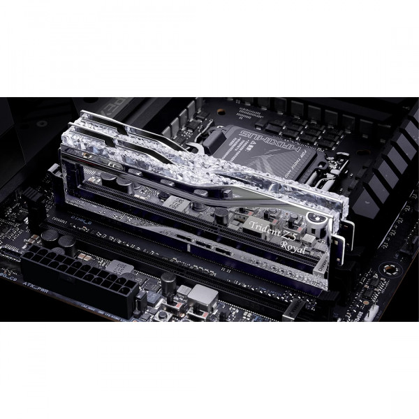 Модуль пам`ятi DDR5 2x16GB/6000 G.Skill Trident Z5 Royal Silver (F5-6000J2836G16GX2-TR5S)