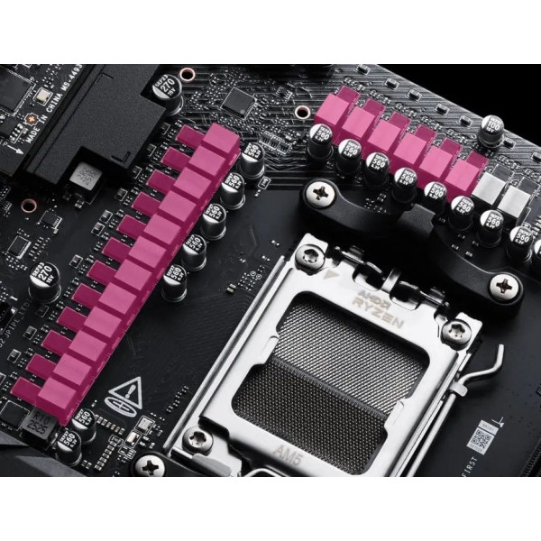 Материнська плата MSI MPG X870E Carbon Max WiFi Socket AM5