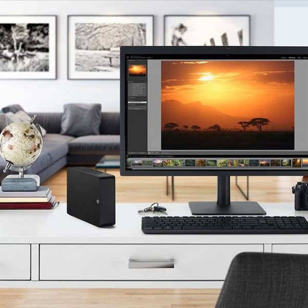 Зовнішній жорсткий диск 3.5" USB 26TB Seagate Expansion Desktop Black (STKP26000400)