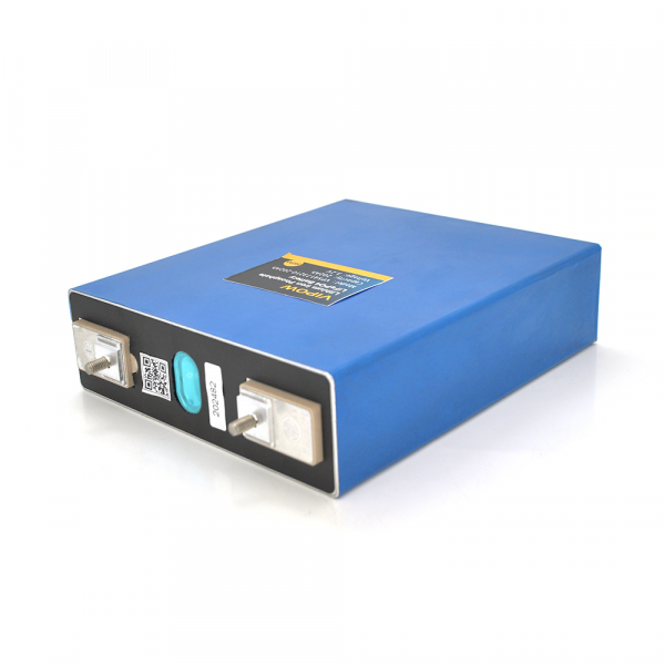 Осередок Vipow 3.2V 202AH для складання LiFePo4 акумуляторів, (174 x 54 x 204(223)) мм, Q5