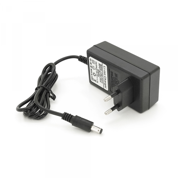 Зарядний пристрій для акумуляторів Li-ion 25,2V,6S,1,5A,штекер 5.5*2.5, індикація