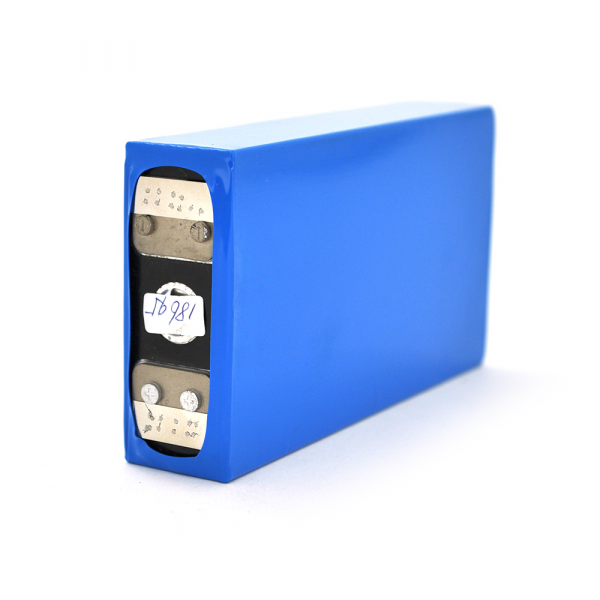 Осередок Vipow 3.2V 20AH для збирання LiFePo4 акумуляторів, (70 x 27 x 134) мм, Q20
