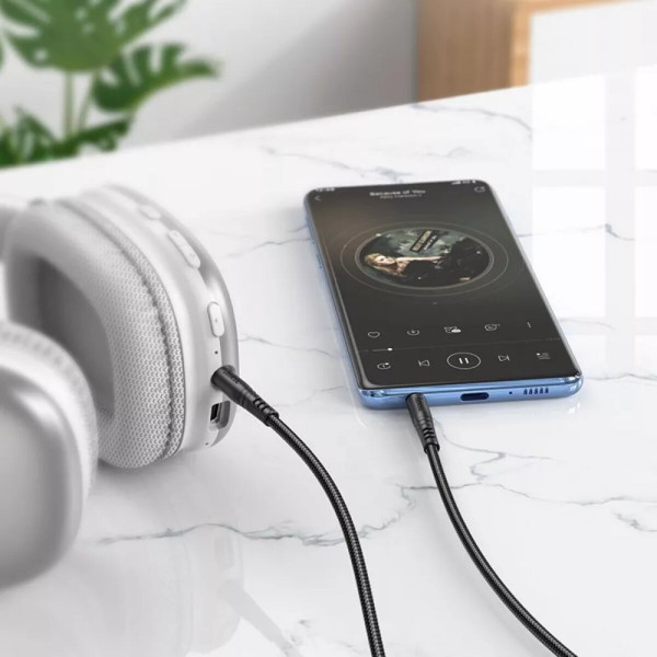 Аудіокабель HOCO UPA24 Smooth AUX audio cable Чорний