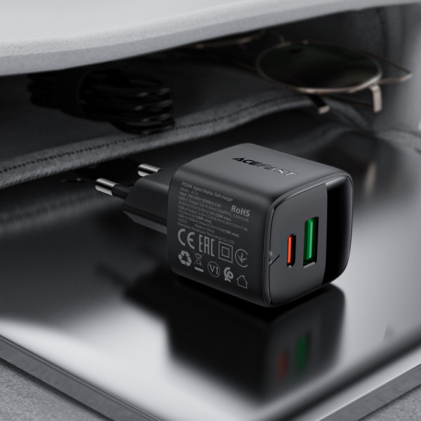 Мережевий зарядний пристрій ACEFAST A114 PD25W GaN charger (USB-A+USB-C) with digital display Black (6974316284437)