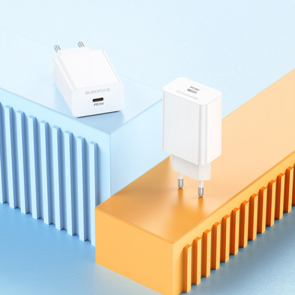 Мережевий зарядний пристрій BOROFONE BA21A Pro Long journey single port PD20W charger White (6941991111402)