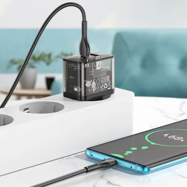 Мережевий зарядний пристрій HOCO N34 Dazzling dual-port PD20W+QC3.0 charger set(Type-C to Type-C) Transparent Чорний