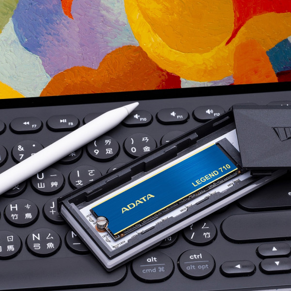 Накопичувач SSD M.2 ADATA LEGEND 710 256GB 2280 PCIeGen 3x4 3D NAND Read/Write: 2100/1000 MB/sec (ALEG-710-256GCS)