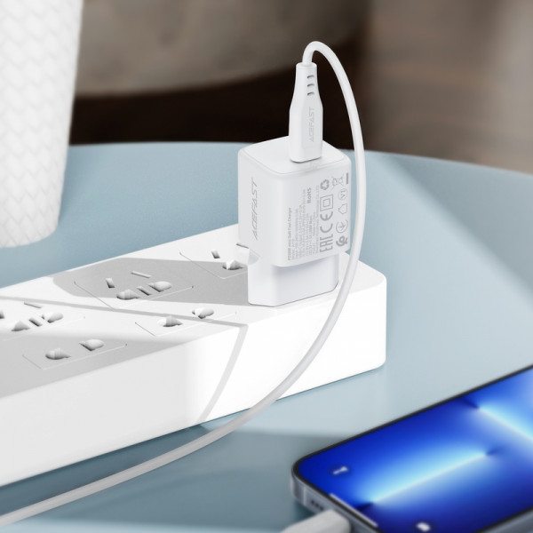 Мережевий зарядний пристрій ACEFAST A118 PD30W mini GaN USB-C fast charger (6974316285366)