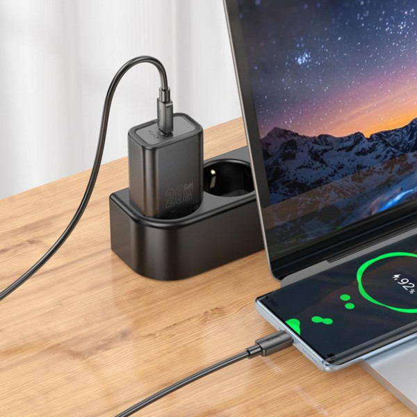 Мережевий зарядний пристрій HOCO N60 Gentle single port PD20W charger (EU) Black