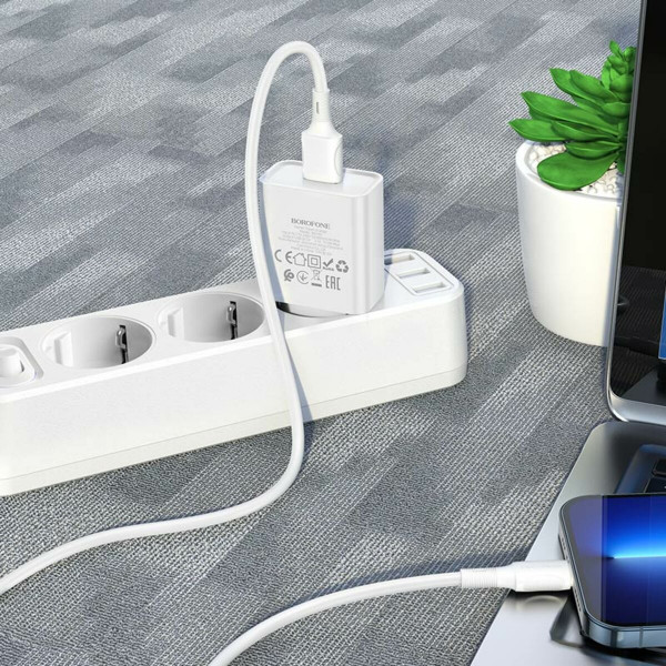 Мережевий зарядний пристрій BOROFONE BA74A Aspirer single port charger set(iP) Білий