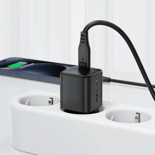 Мережевий зарядний пристрій з кабелем ACEFAST A117 PD20W mini GaN fast charger set(P16),black Black (6974316286509)