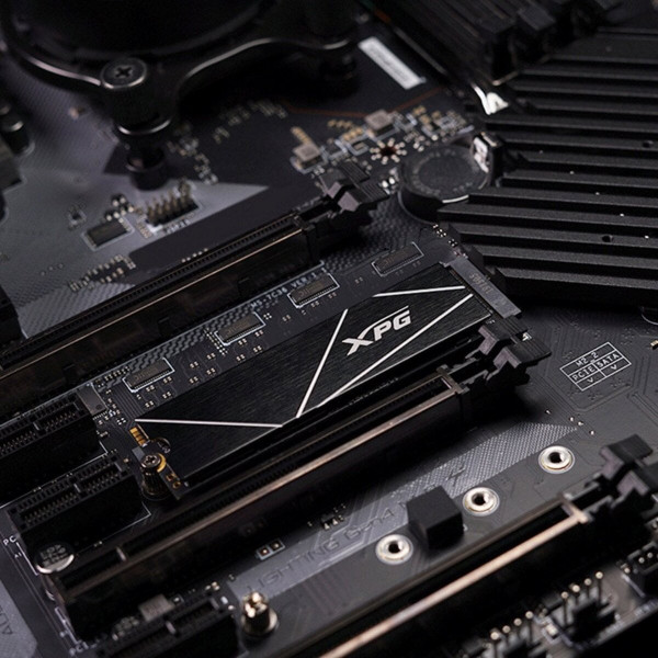 Накопичувач SSD M.2 ADATA GAMMIX S70 BLADE 2TB 2280 PCIe 4x4 NVMe 3D NAND Read/Write:7400/6800 MB/sec
