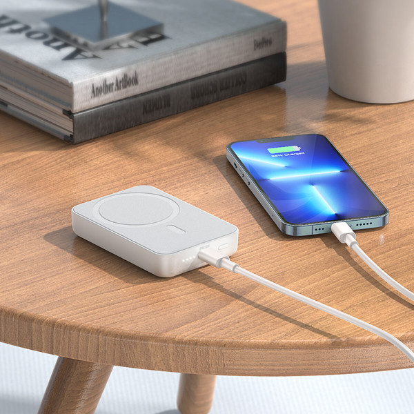 Зовнішній акумулятор BOROFONE BJ25 Plus Reach PD20W magnetic wireless fast charging power bank(10000mAh) Білий