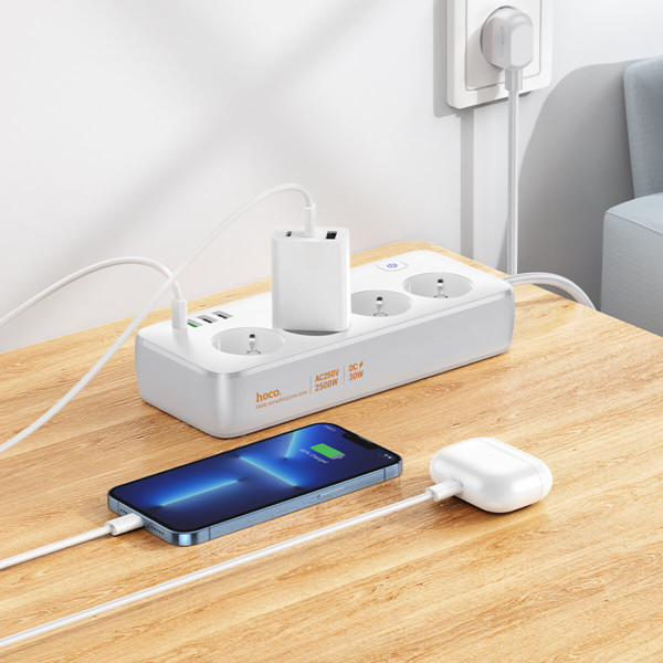 Мережевий подовжувач HOCO AC22 Sunlight 4-bit (PD30W/1C3A) desktop socket (EU/GER) Білий