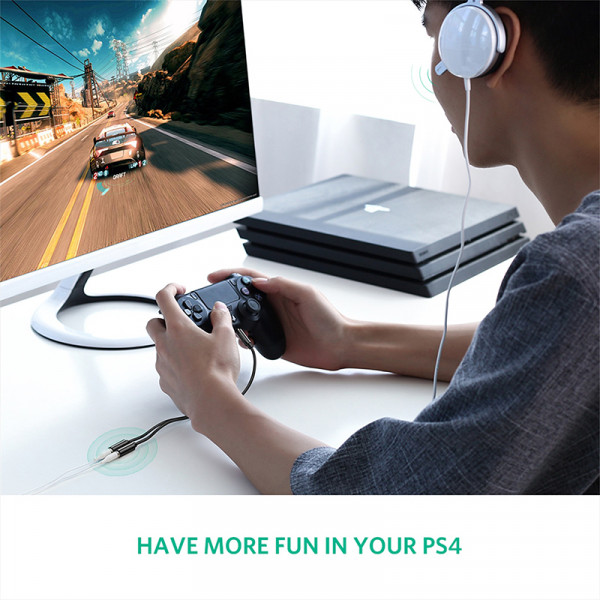 Аудіокабель UGREEN AV141 3.5mm male to 2 3.5mm female, 0,2m Black (UGR-30619)