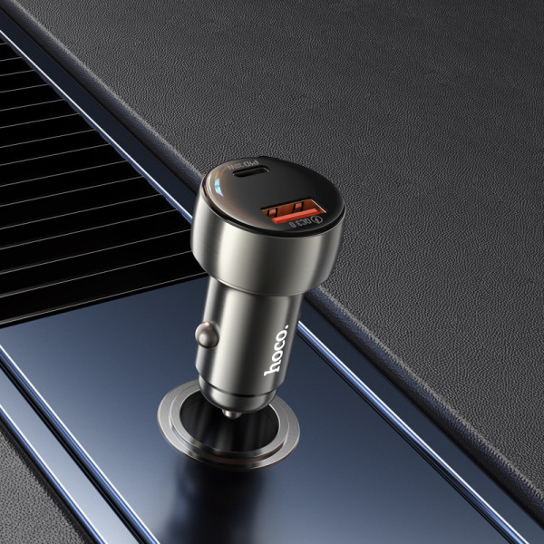 Автомобільний зарядний пристрій HOCO Z50 Leader 48W dual-port PD30W+QC3.0 car charger with digital display Metal Grey (6931474798756)
