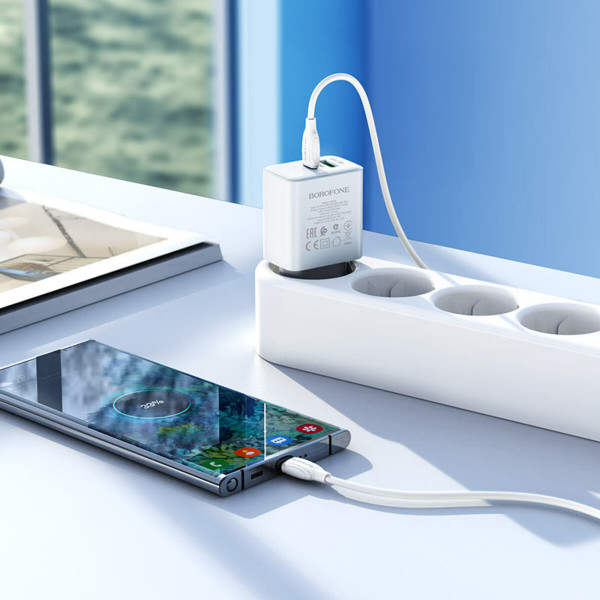 Мережевий зарядний пристрій BOROFONE BA67A PD20W+QC3.0 charger set(Type-C to Type-C) Білий