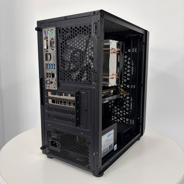 Б/У Компьютер игровой AeroCool Hexform (i7-7700/32/500SSD/450W/GTX1660TI-6Gb)