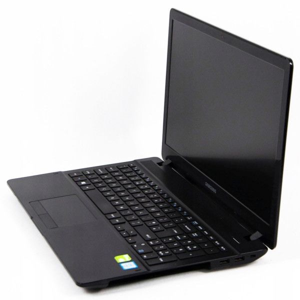 Б/У Ноутбук Samsung NP 370E5L-S06TR FHD (i5-6300HQ/8/128SSD) - Class B