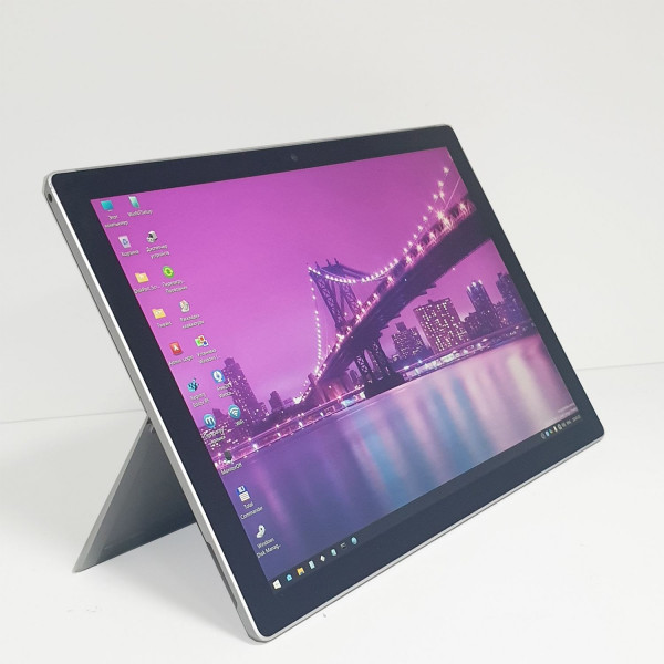 Б/У Планшет Microsoft Surface Pro 5 Tablet 1796 (i5-7300U/8/256SSD) - Class B