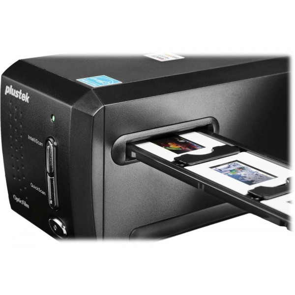 Сканер Plustek OpticFilm 8200i Ai (7200dpi 48bit LED Ai Studio8 плівковий слайд-сканер чорний)