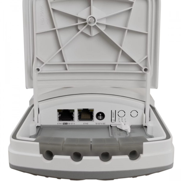 Точка доступу Mikrotik wAP ax LTE7 kit (wAPGR-5HaxD2HaxD&R11e-LTE7)