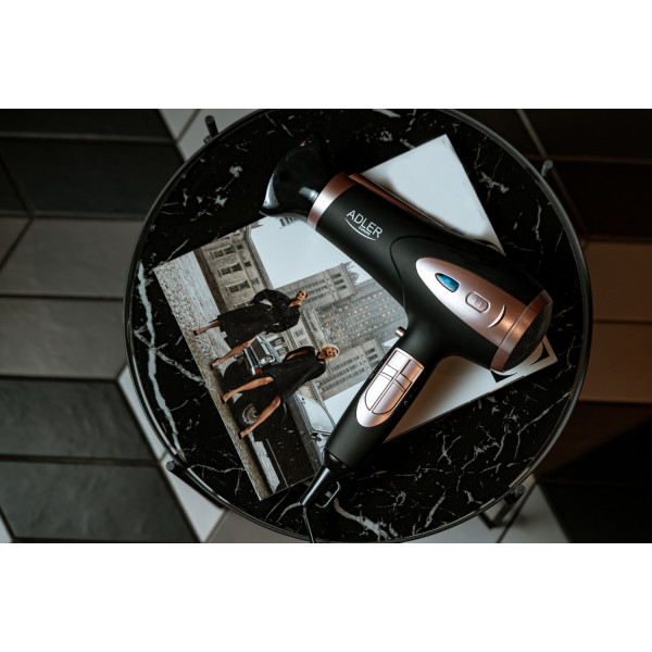 Фен Adler AD 2248 black 2200Вт/ 2 швидкості/ хол.обдув/ темп.режимів-3/ іонізація/ насадки - 2 шт.