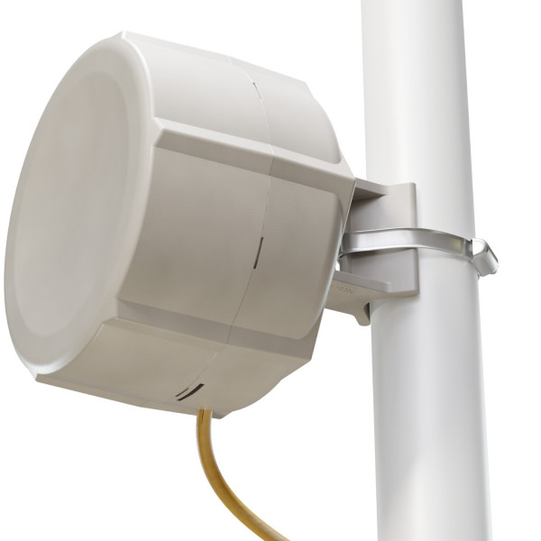 Точка доступу (зовнішня) Mikrotik SXT LTE6 kit (SXTR&FG621-EA)