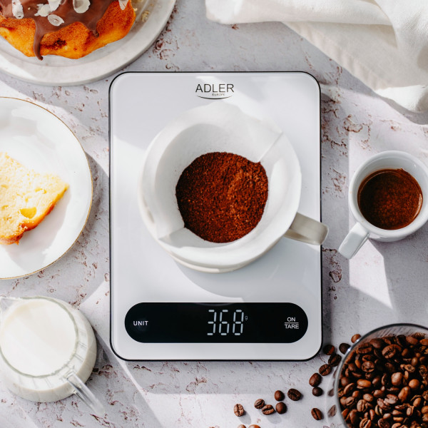 Ваги кухонні Adler AD 3177 white black електронні/ 10кг/ г; мл, унція/ USB type C/ автовимкнення