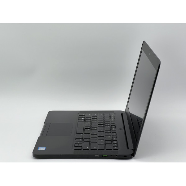 Ноутбук Razer Blade 14 2017, i7-7700HQ, 16 GB, 480 GB, Intel HD Graphics 630, 1920x1080, IPS  БУ