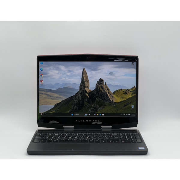 Ноутбук Dell Alienware M15, i7-8750H, 16 GB, 480 GB, NVIDIA GeForce GTX 1070 Max-Q, 1920x1080, IPS  БУ