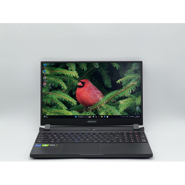 Ноутбук Gigabyte AORUS 15P KD Gaming, i7-11800H, 32 GB, 960 GB, NVIDIA GeForce RTX 3060, 1920x1080, IPS 240 Hz  БУ