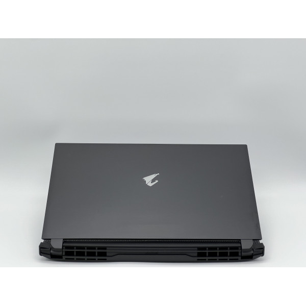 Ноутбук Gigabyte AORUS 15P KD Gaming, i7-11800H, 32 GB, 960 GB, NVIDIA GeForce RTX 3060, 1920x1080, IPS 240 Hz  БУ