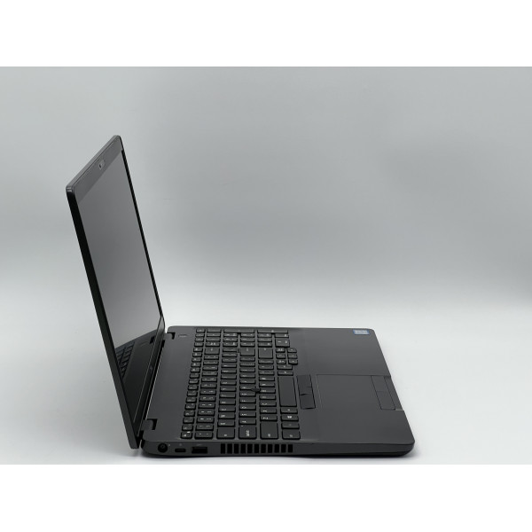 Ноутбук Dell Latitude 5500, i5-8365U, 16 GB, 240 GB, Intel UHD 620, 1920x1080, IPS  БУ