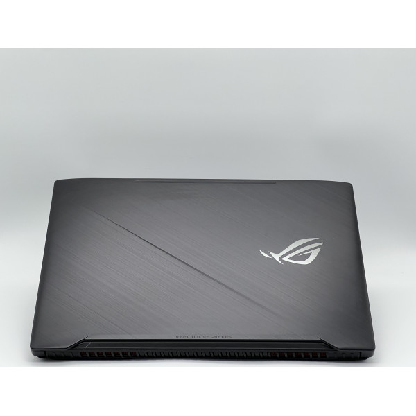 Ноутбук Asus ROG Strix GL703VD-WB71, i7-7700HQ, 16 GB, 480 GB, NVIDIA GeForce GTX 1050, 1920x1080, IPS  БУ