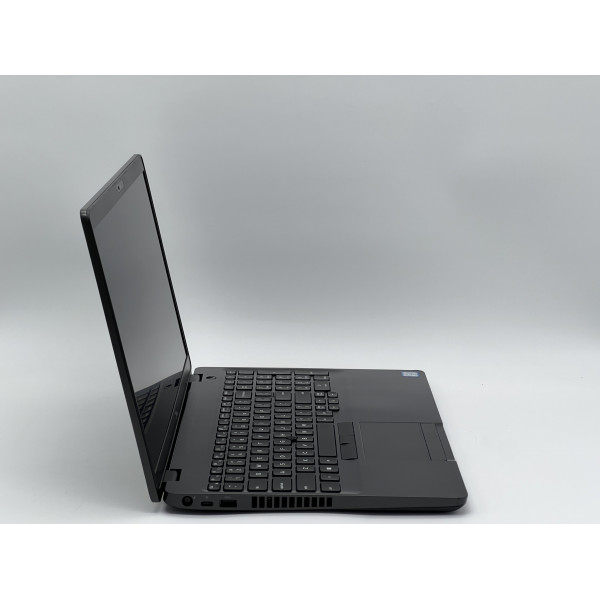 Ноутбук Dell Latitude 5500, i5-8365U, 16 GB, 250 GB, Intel UHD 620, 1920x1080, IPS  БУ