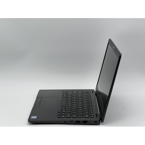 Ноутбук Dell Latitude 5300, i5-8365U, 16 GB, 240 GB, Intel UHD Graphics 620, 1366x768, TN  БУ