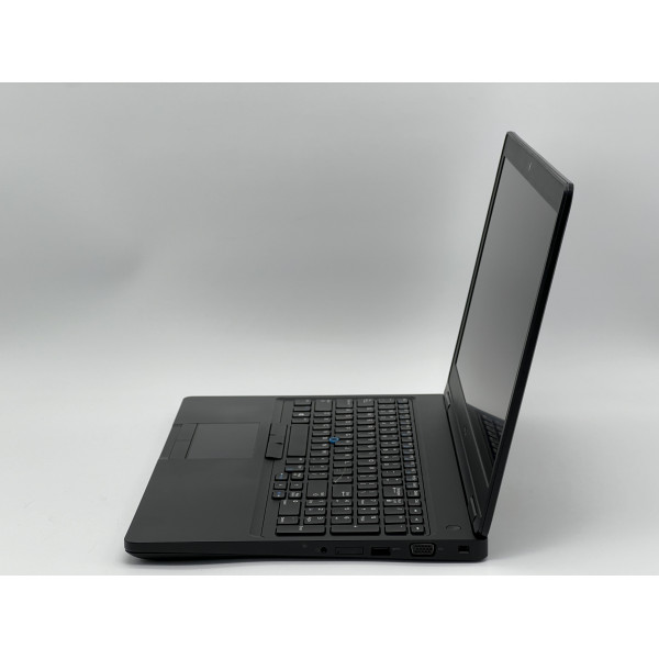 Ноутбук Dell Latitude 5590, i5-8250U, 16 GB, 240 GB, Intel UHD 620, 1920x1080, IPS  БУ