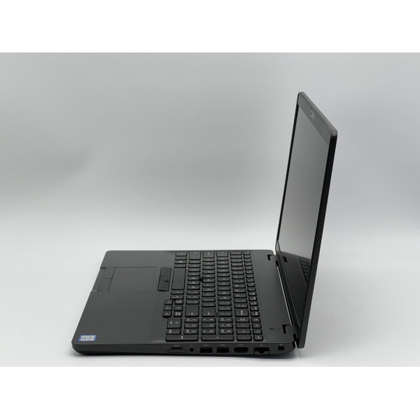 Ноутбук Dell Latitude 5500, i5-8265U, 16 GB, 240 GB, Intel UHD 620, 1920x1080, IPS  БУ