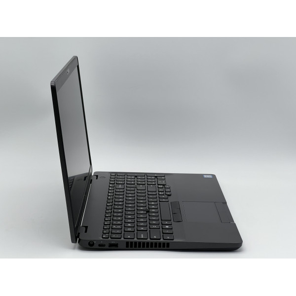 Ноутбук Dell Latitude 5500, i5-8265U, 16 GB, 240 GB, Intel UHD 620, 1920x1080, IPS  БУ