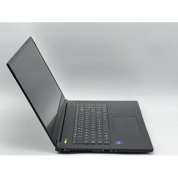 Ноутбук Maingear Vector PRO 2 17, i9-12900H, 32 GB, 960 GB, NVIDIA GeForce RTX 3080 Ti, 2560x1440, IPS  БУ